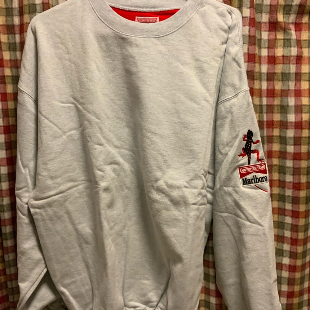 Marlboro sweatshirt